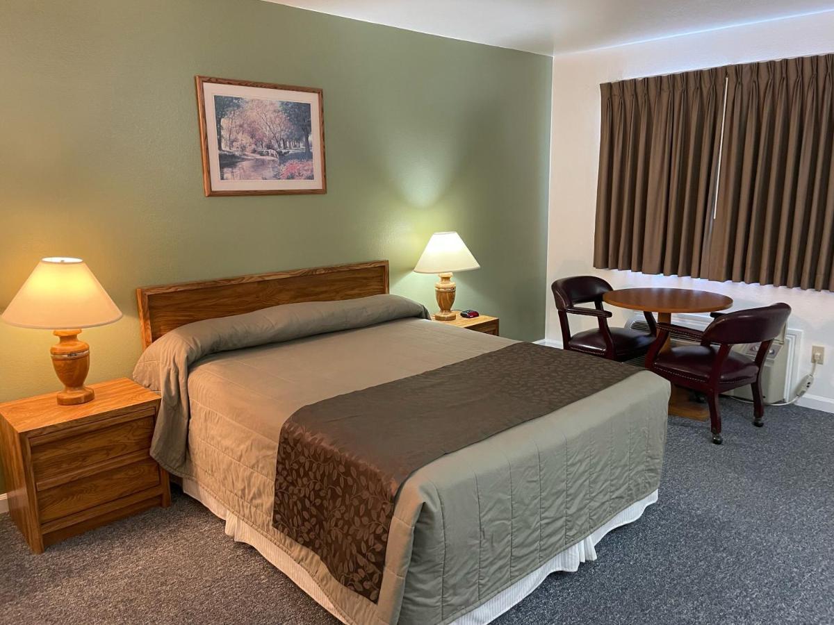 Murphey'S Motel Llc Lee Vining Zewnętrze zdjęcie
