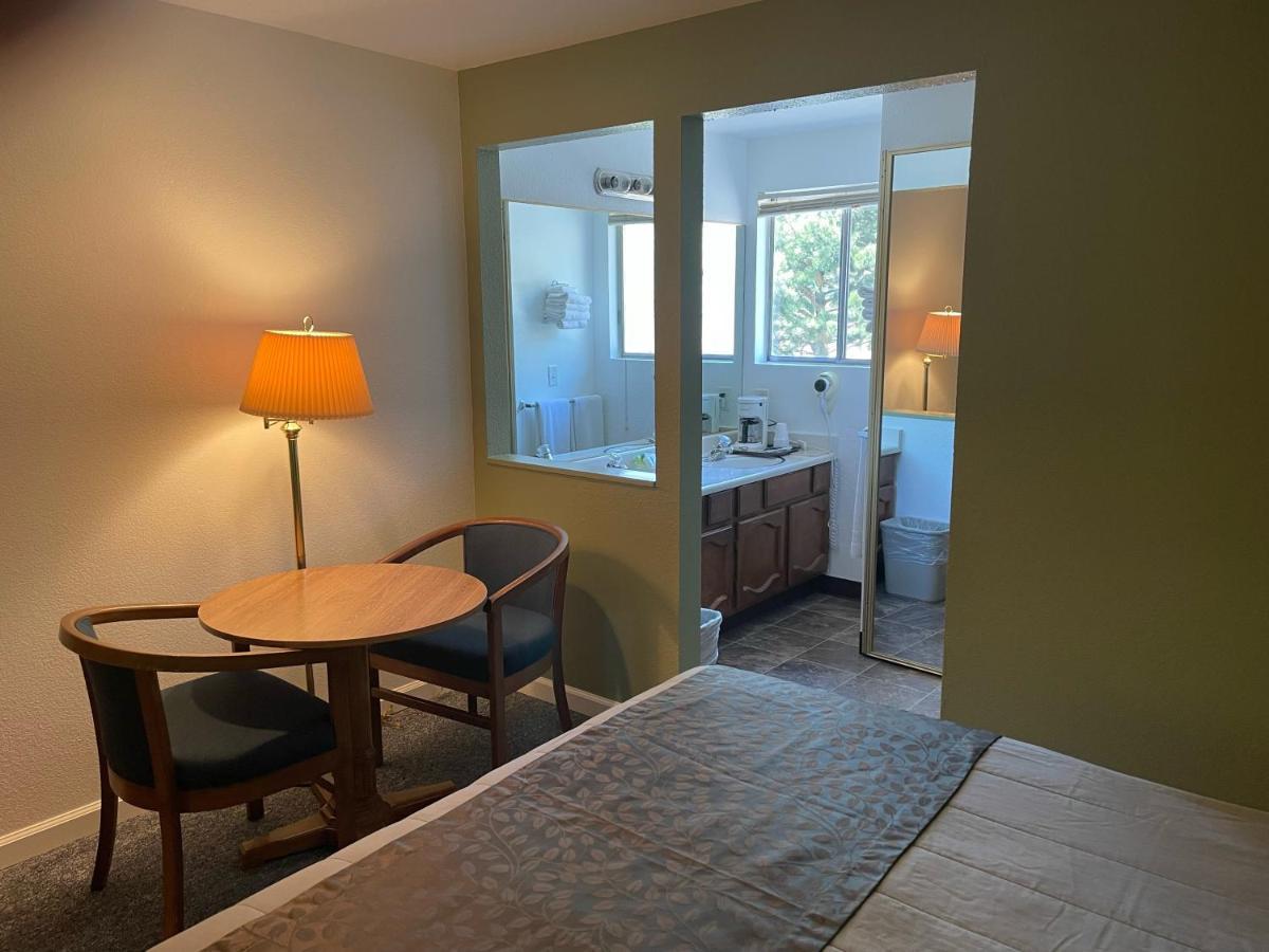 Murphey'S Motel Llc Lee Vining Zewnętrze zdjęcie
